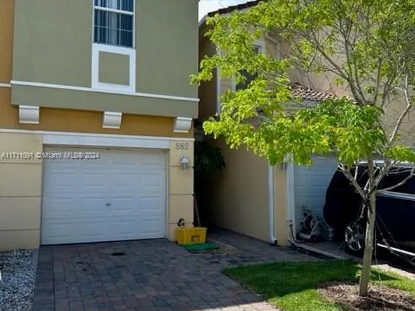 882 Pipers Cay Dr #149, West Palm Beach, FL 33415