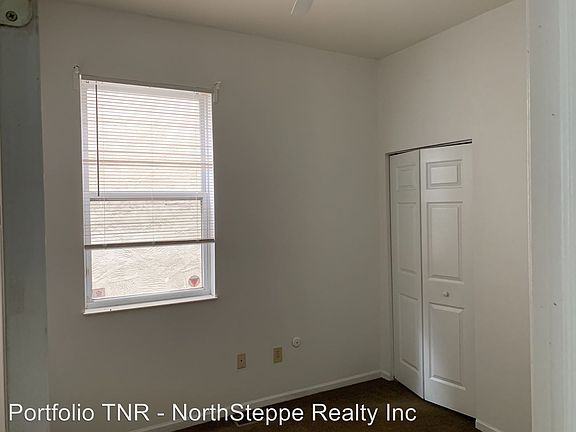 5th image of 34 W Norwich Ave