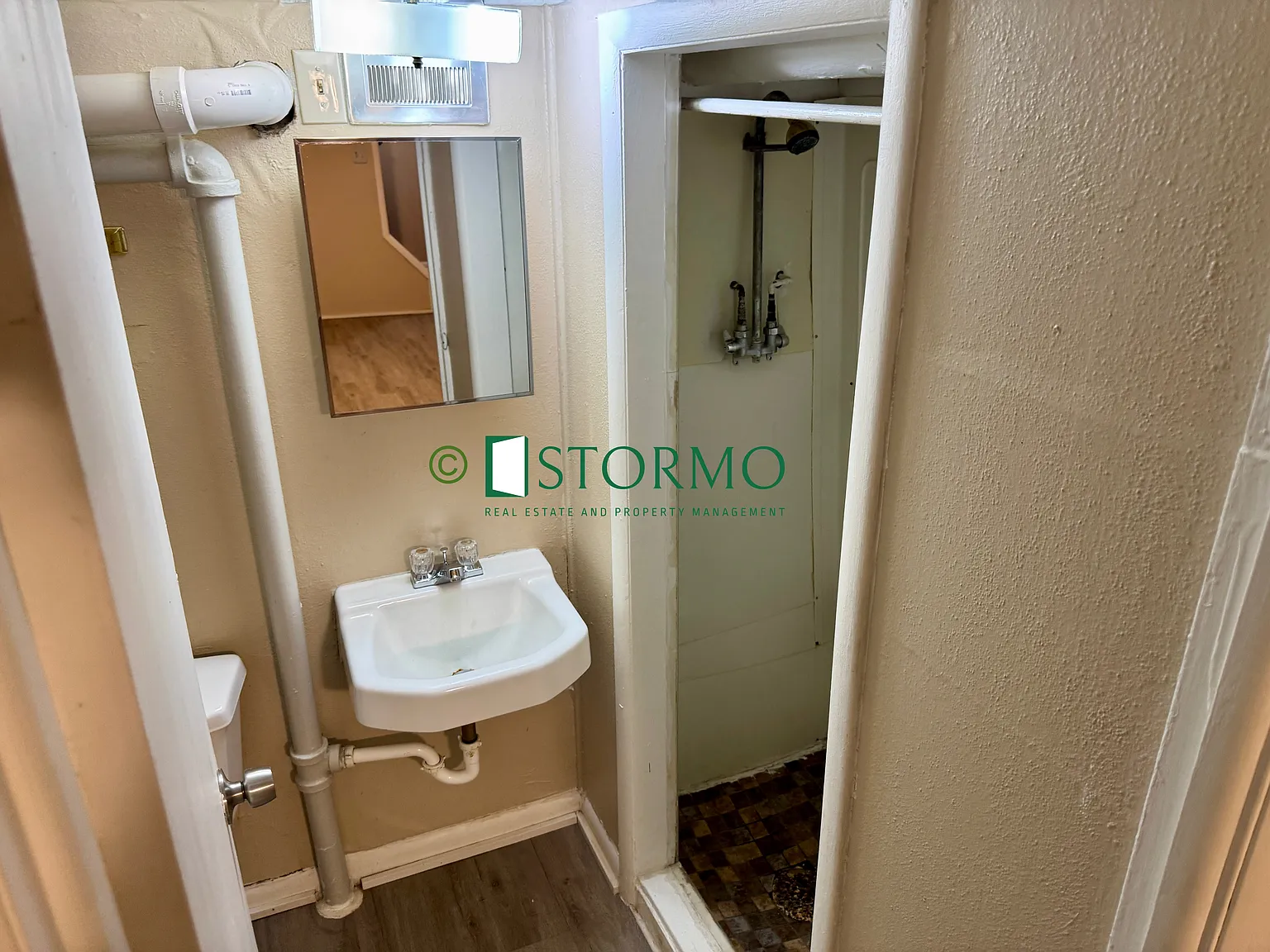 1 bed, 600 sqft, $700 — Photo 2