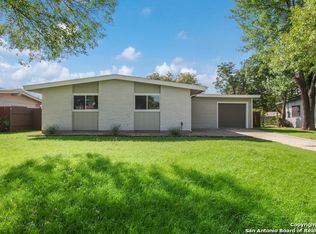 5030 Village Trail Dr, San Antonio, TX 78218