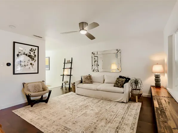6211 Manor Rd APT 105, Austin, TX 78723