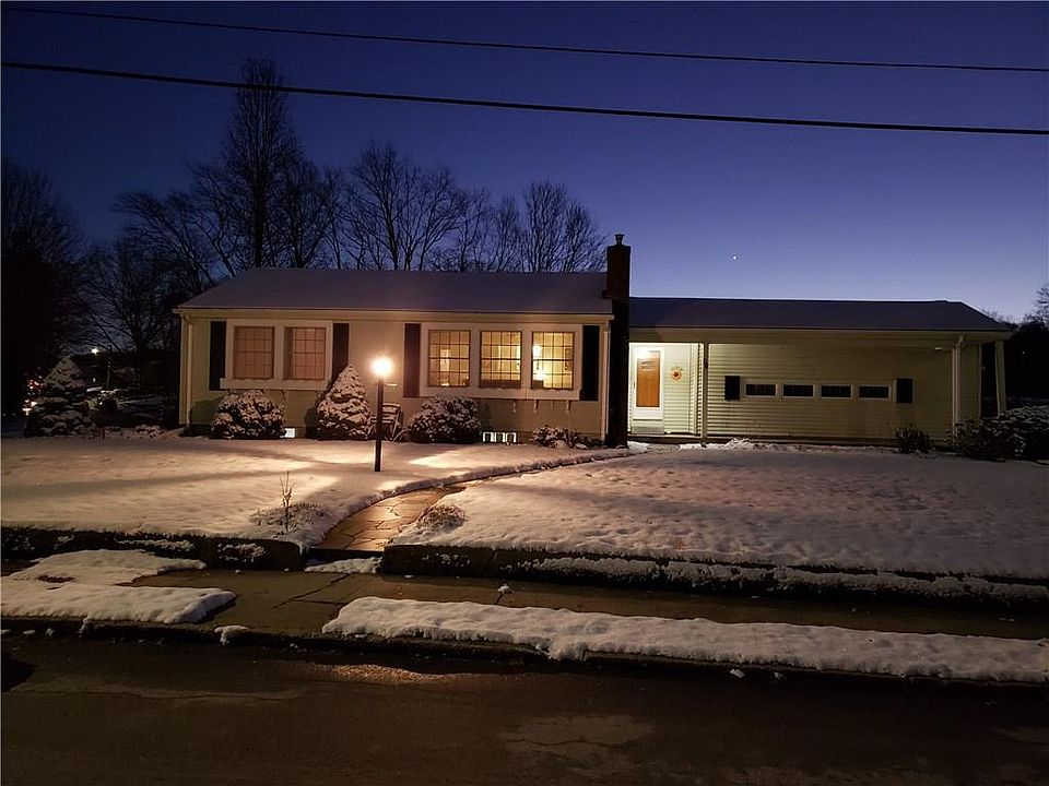 1st image of 64 Alden Dr