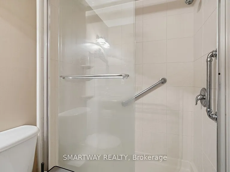 646 Ridgeview Dr — Photo 31