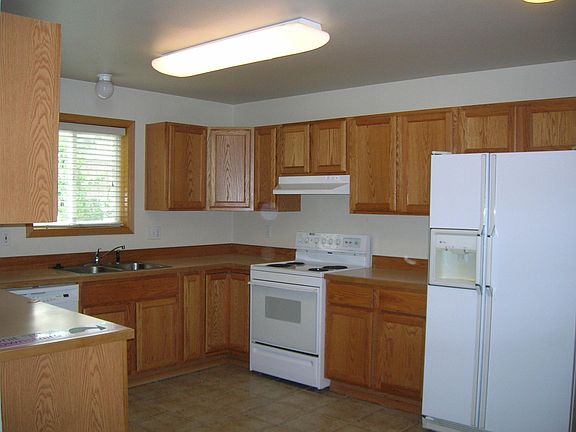 3rd image of 2510 NW Ravenna Ct #B