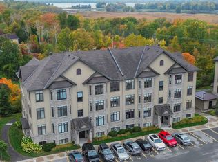 50 Prestige Cir #8, Ottawa, ON K4A0W9