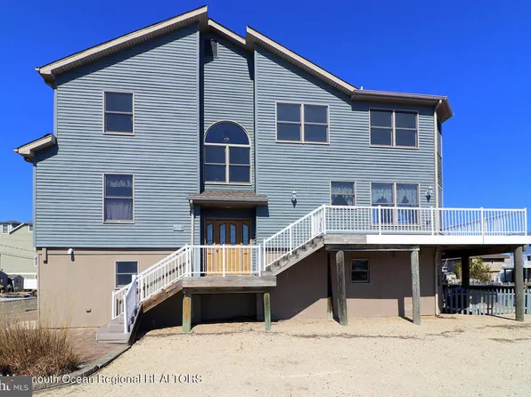 1108 Oahu Dr, Forked River, NJ 08731