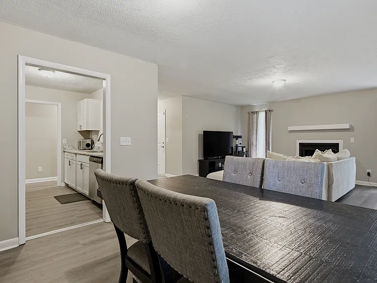 6853 Marlowe Dr — Photo 12