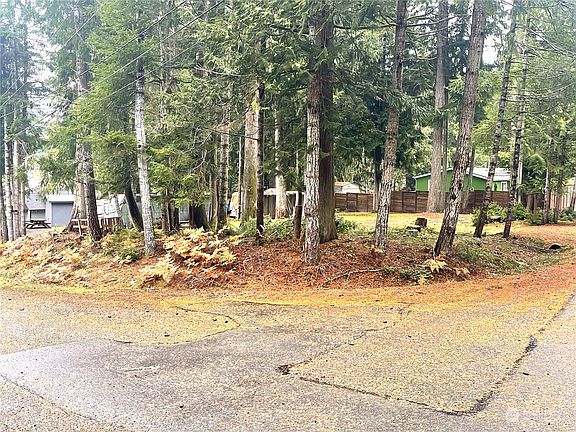 5th image of 331 E Eastlake Drive
