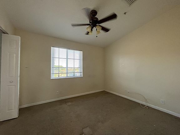 5th image of 1751 NE 6th St #1207-543