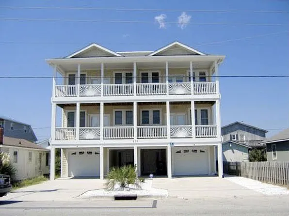630 Fort Fisher Blvd S #2, Kure Beach, NC 28449