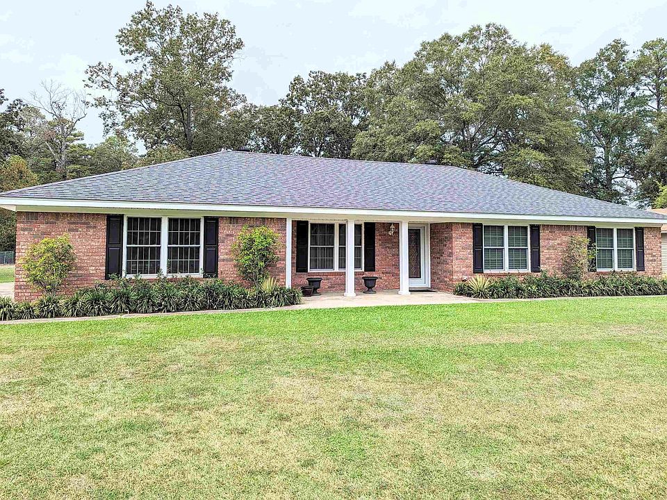 1st image of 110 Turtledove Dr
