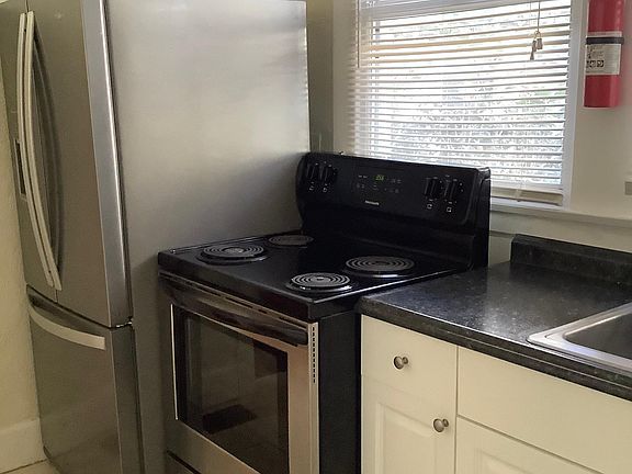 3rd image of 132 8th Ave N APT 1