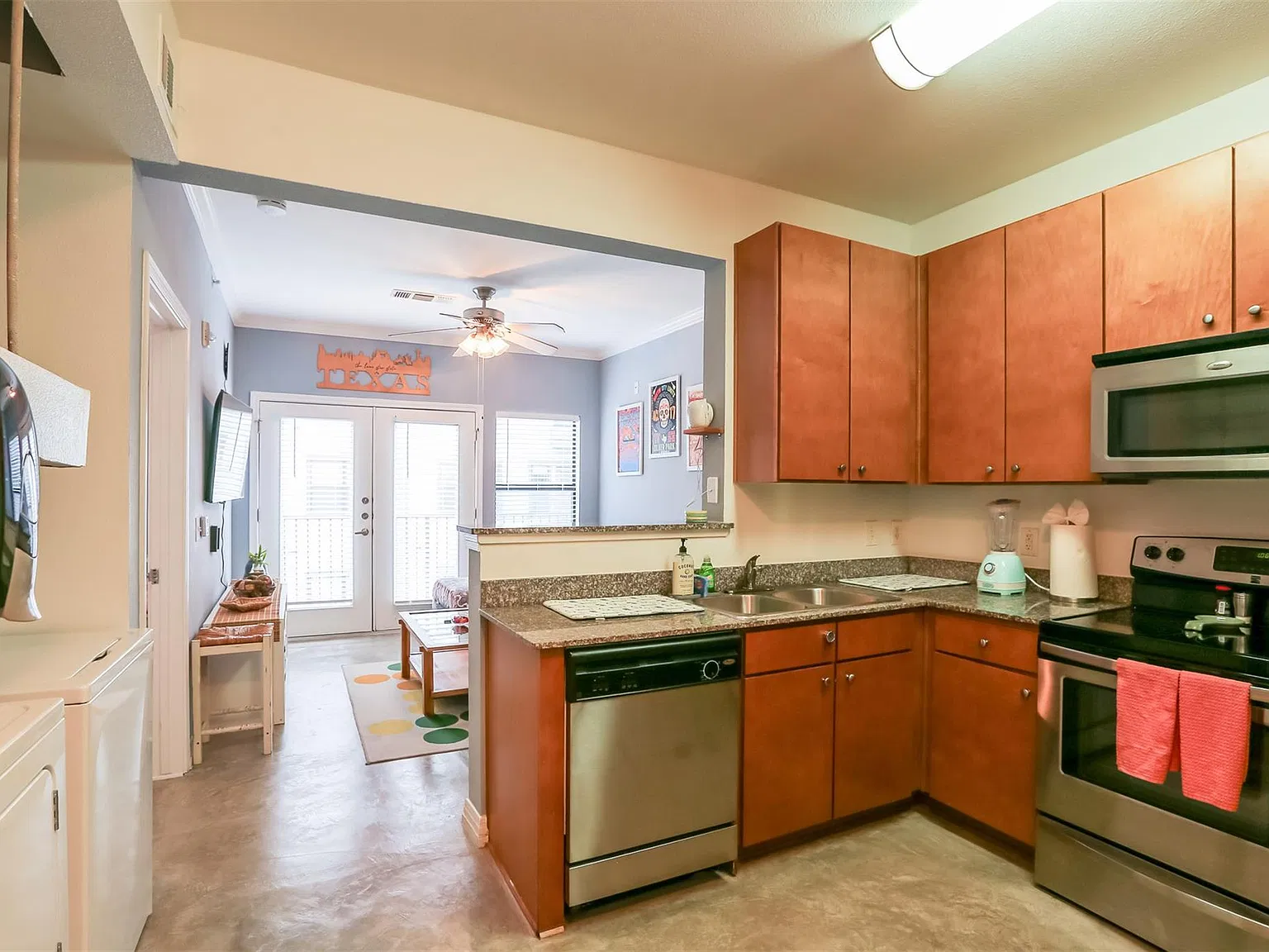 1 bed, 1.0 bath, 533 sqft, $1,495 — Photo 2