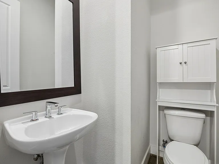 14971 Oak St — Photo 22