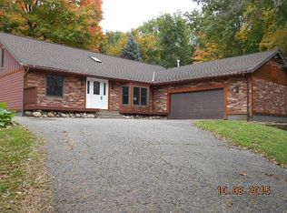 9500 Fox Valley Dr, Hamel, MN 55340