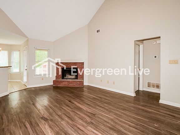 3rd image of 7035 Show Boat Ln