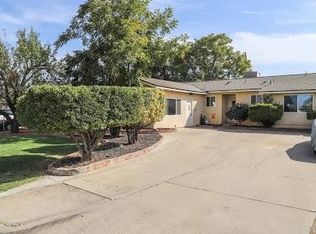 27366 Saunders Rd, Madera, CA 93637