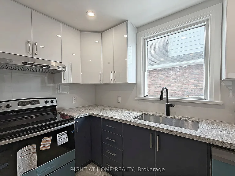 92 Cadillac Ave S #UPPER — Photo 8