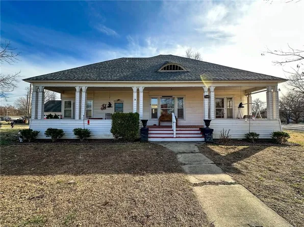 400 E 4th St, Scammon, KS 66773