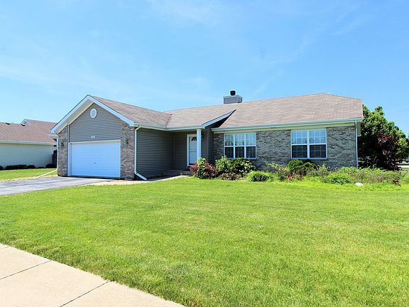 2nd image of 1715 Jennifer Dr