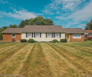 1382 Peachwood Dr, Flint, MI, 48507