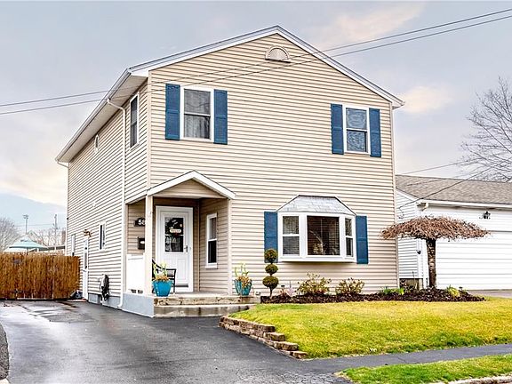 2nd image of 58 Leslie St