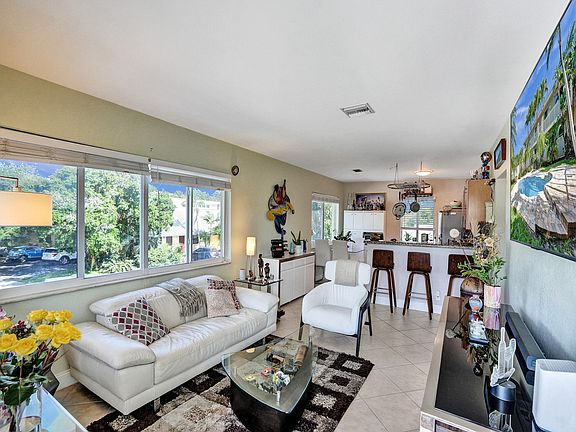 2nd image of 1430 Holly Heights Drive #4