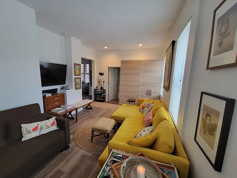 617 S Lytle St #1 — Photo 2