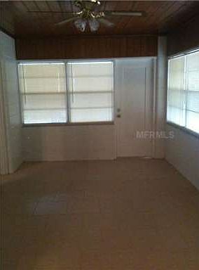 3rd image of 1403 Camphor Dr