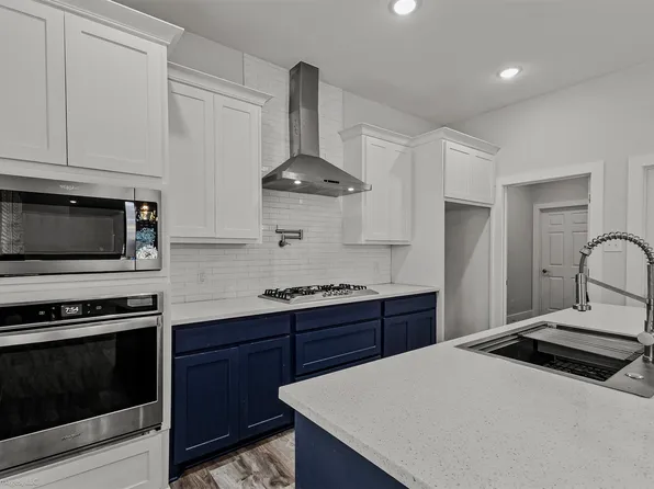 608 N Catherine St, Terrell, TX 75160