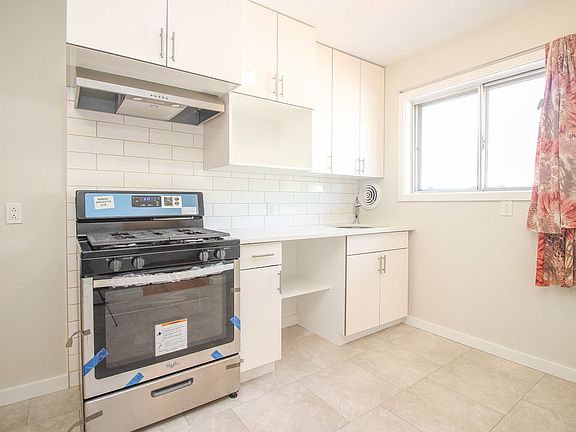 2nd image of 13736 81st St