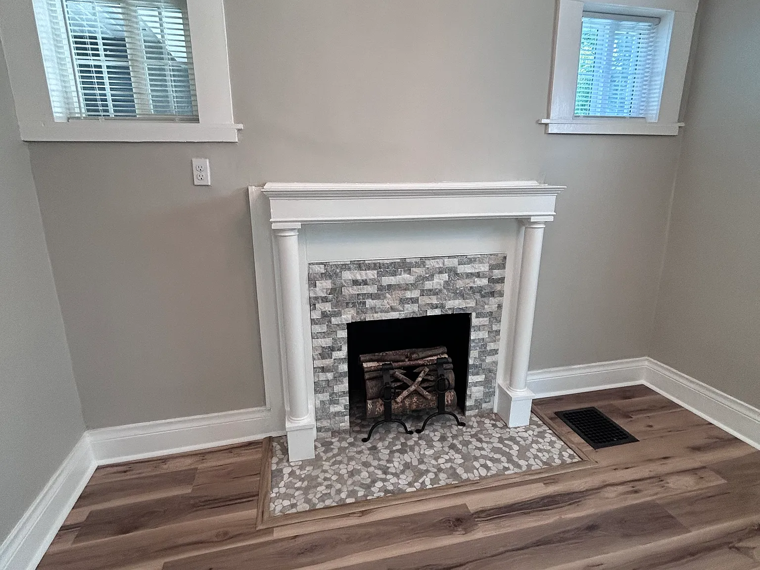 4 bed, 1614 sqft, $2,295 — Photo 3