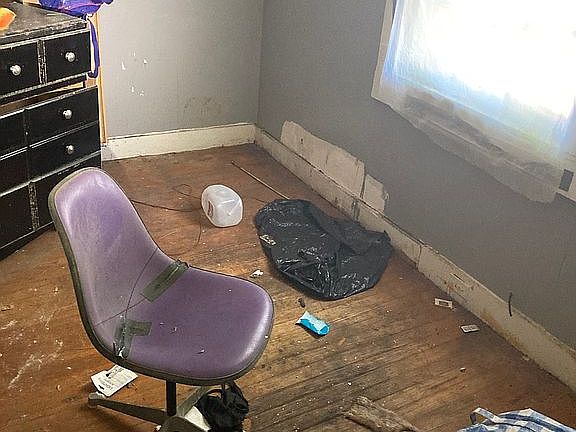 2nd image of 942 Taft St