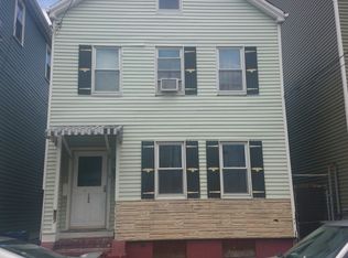 166 W 7th St, South Boston, MA 02127