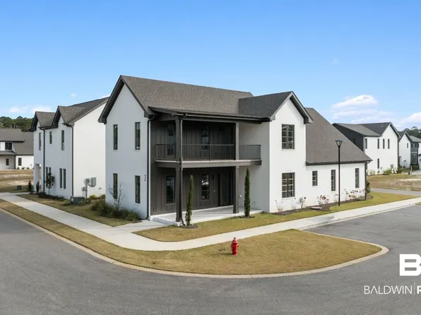 926 Inlet Cir, Gulf Shores, AL 36542