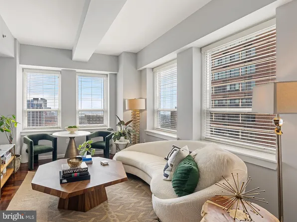 1425 Locust St Unit 26B, Philadelphia, PA 19102
