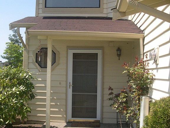 2nd image of 24941 110th Ave SE APT A