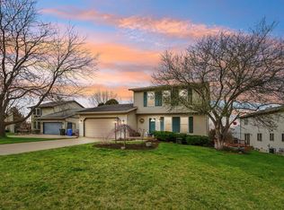 5814 Chester Cir, Fitchburg, WI 53719