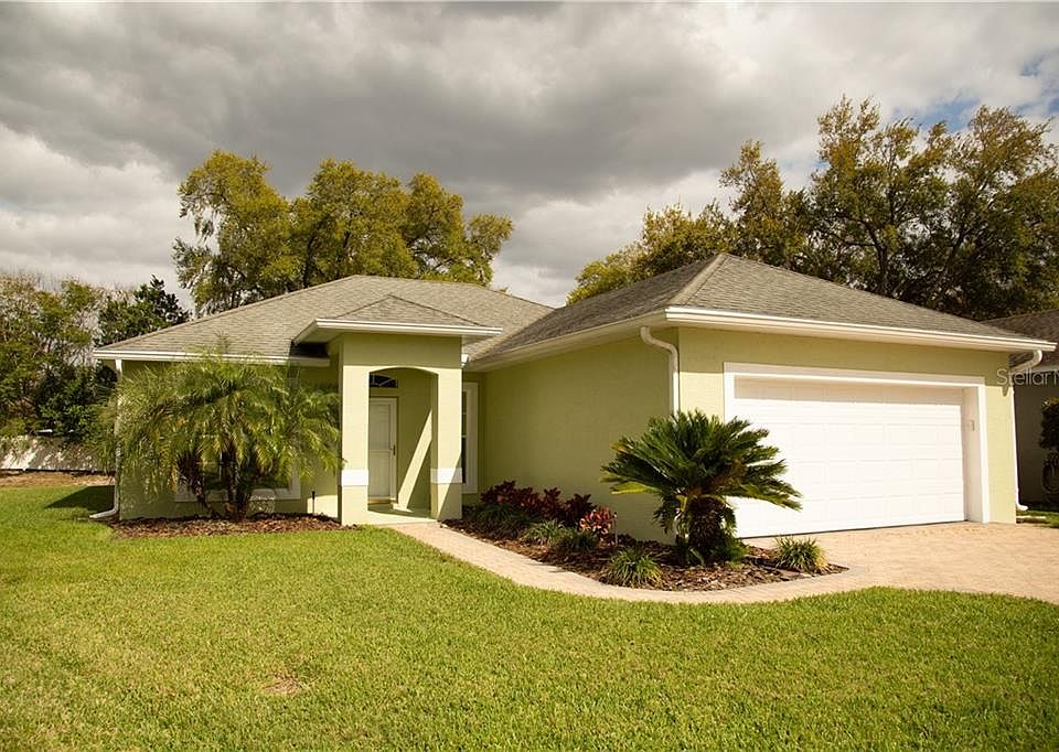 1st image of 1011 Robin Ln
