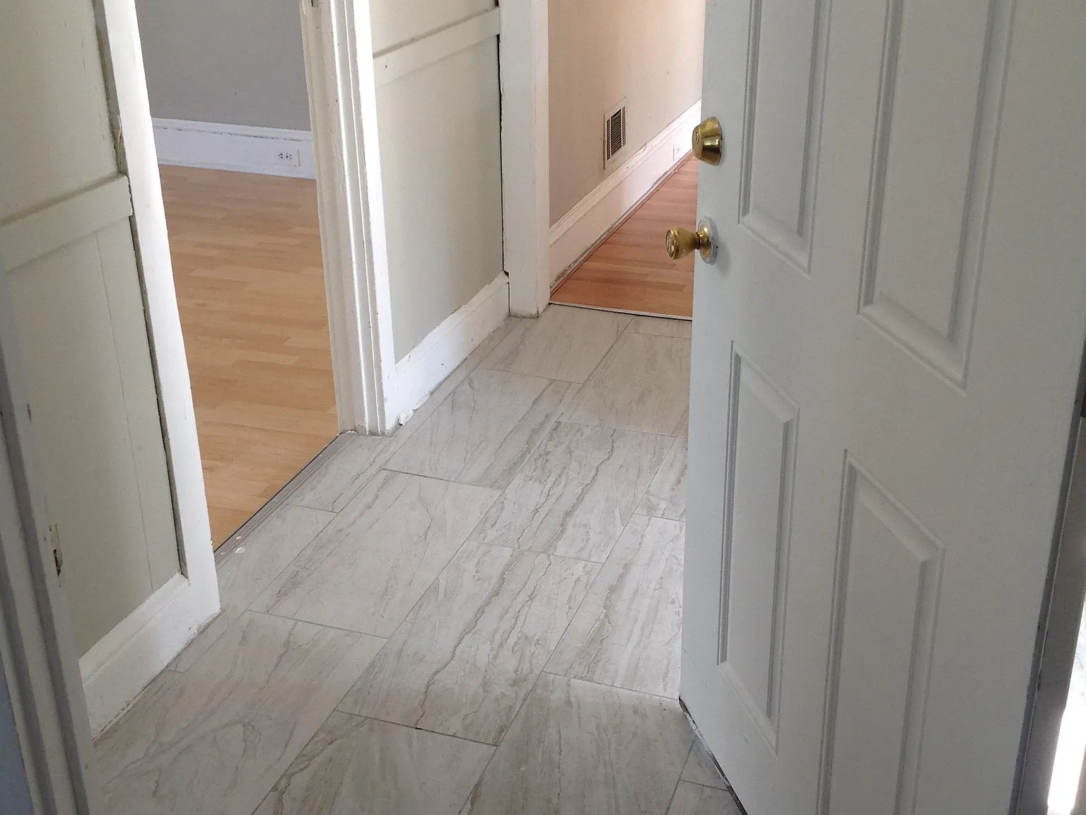 3 bed, 1500 sqft, $2,100 — Photo 3