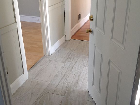 3rd image of 166 Pleasant St #2