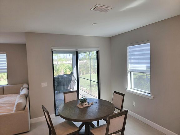 Dining nook