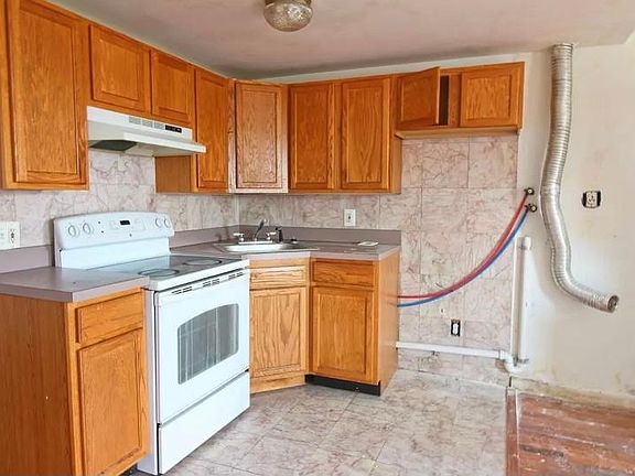 5th image of 3143 Richmond St Floor 3