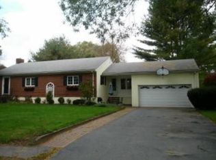 4 Patti Ln, Wenham, MA 01984