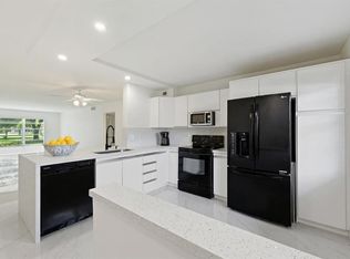 2202 Lucaya Bnd, Pompano Beach, FL 33066
