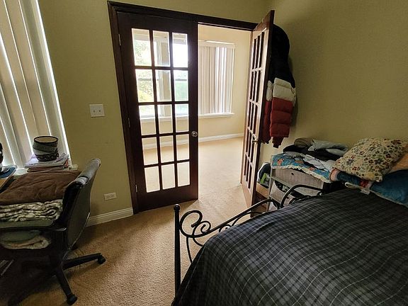 5th image of 4857 N Bernard St #3