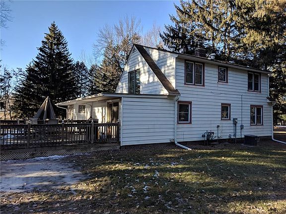 3rd image of 167 Hagen Dr