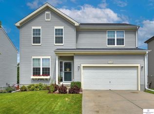 19630 T St, Omaha, NE 68135