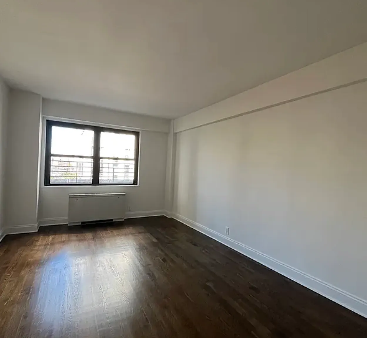 401 East 88th Street — Photo 3