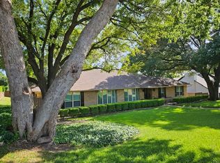 205 Meadowdale Dr, Rockwall, TX 75087